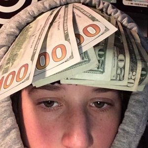 Meet your Posher, Malia